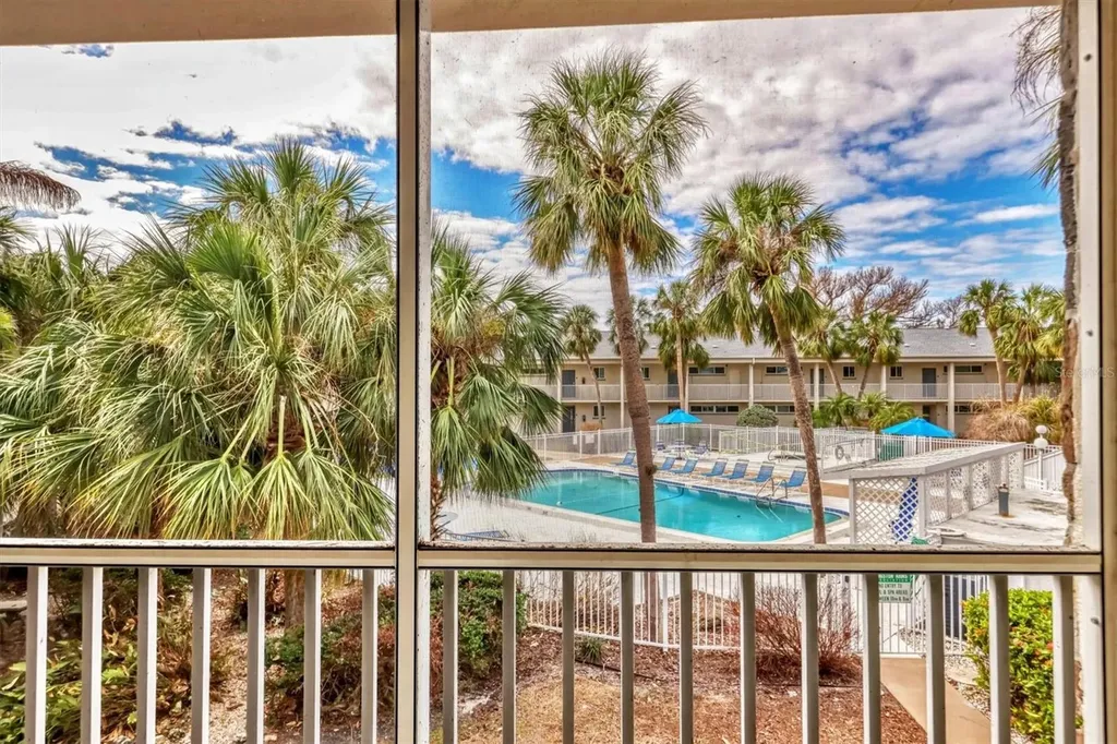 500 S Washington Drive Sarasota FL 34236