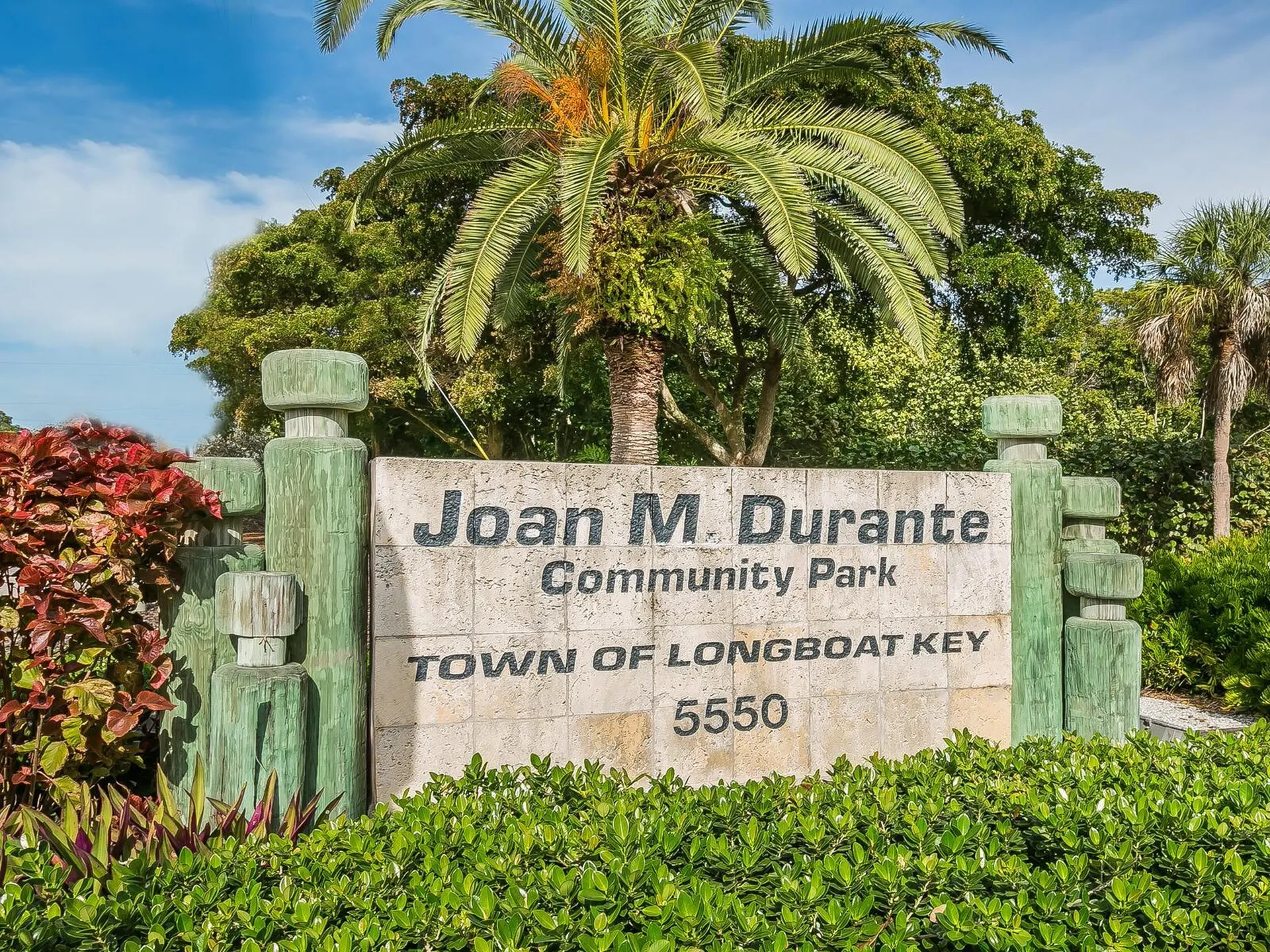 615 Buttonwood Drive Longboat Key FL 34228