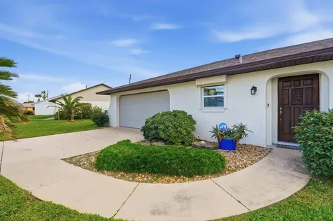 33 Ocean Breeze Circle Ormond Beach FL 32176