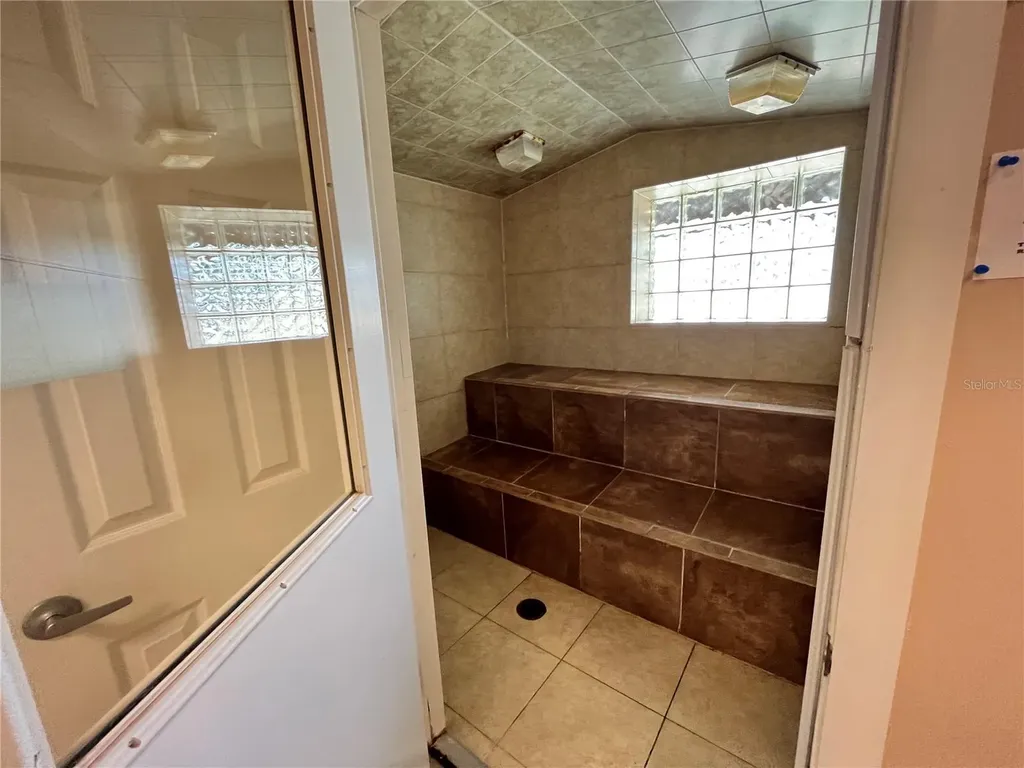 10249 NE 28th Loop Silver Springs FL 34488