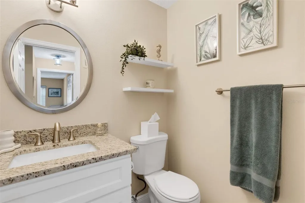 122 Buttonwood Circle Seminole FL 33777