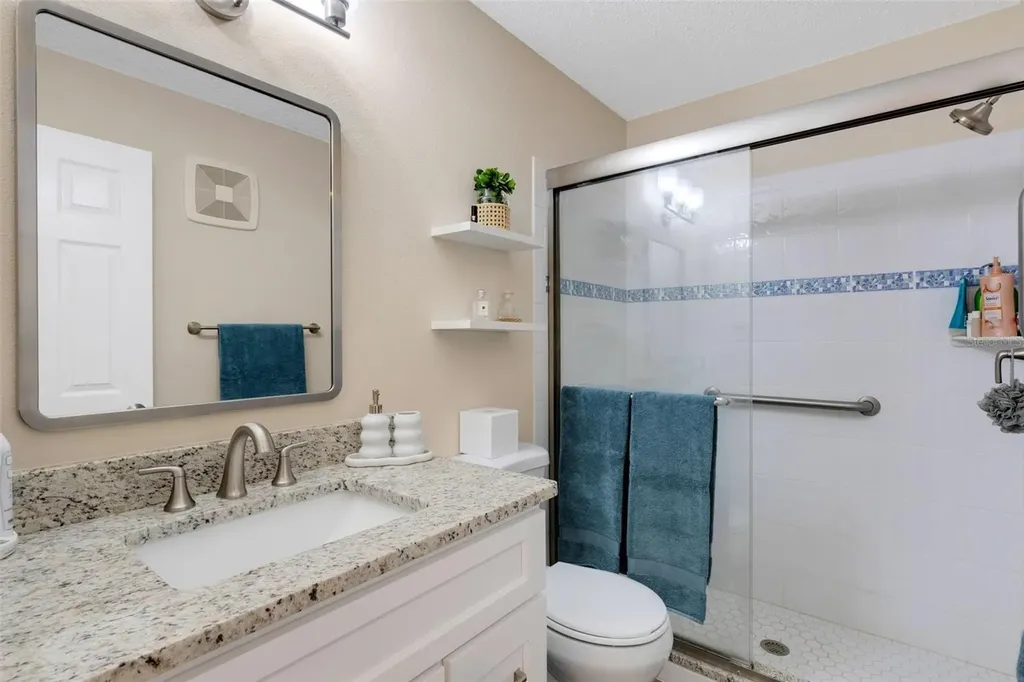 122 Buttonwood Circle Seminole FL 33777