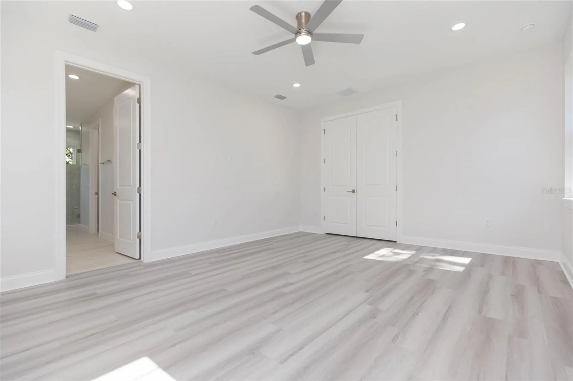 4718 W Knights Avenue Tampa FL 33611