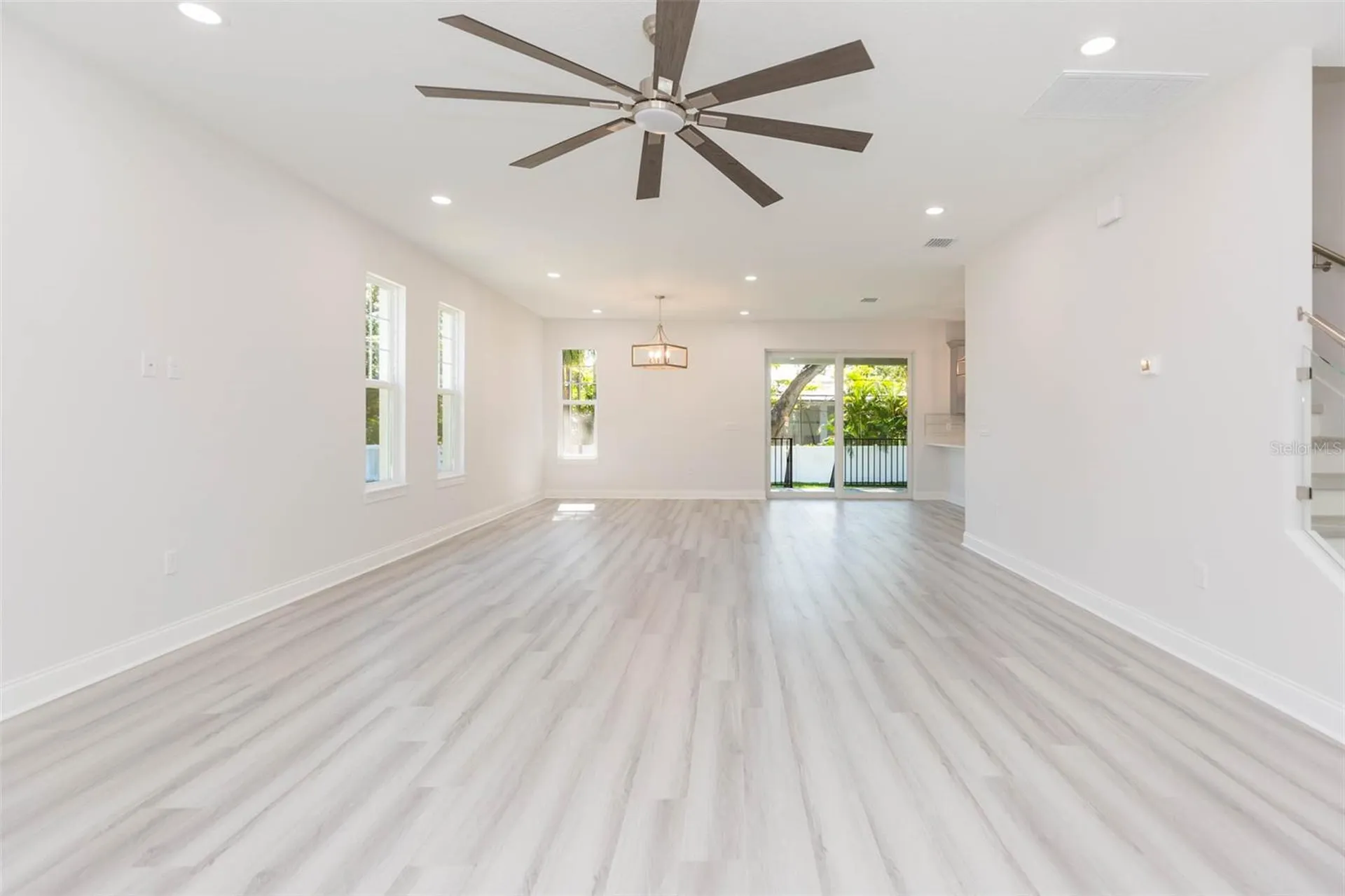4718 W Knights Avenue Tampa FL 33611