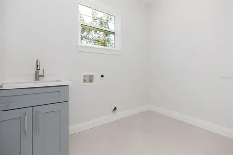 4718 W Knights Avenue Tampa FL 33611