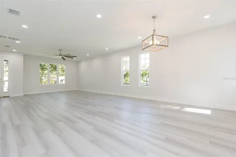 4718 W Knights Avenue Tampa FL 33611