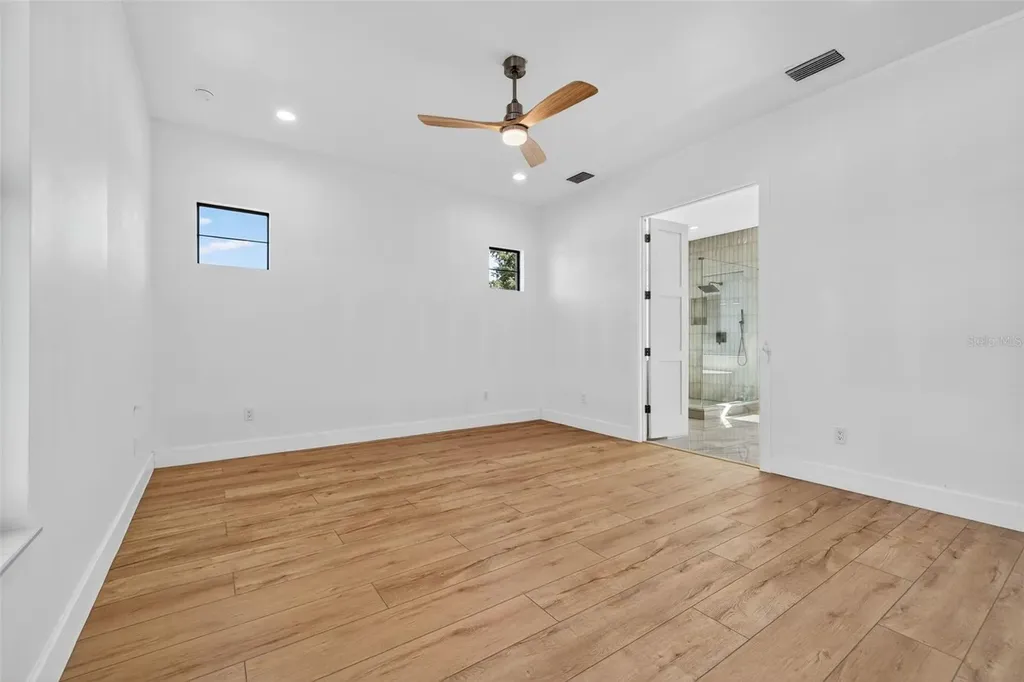 4555 26th Avenue S St Petersburg FL 33711