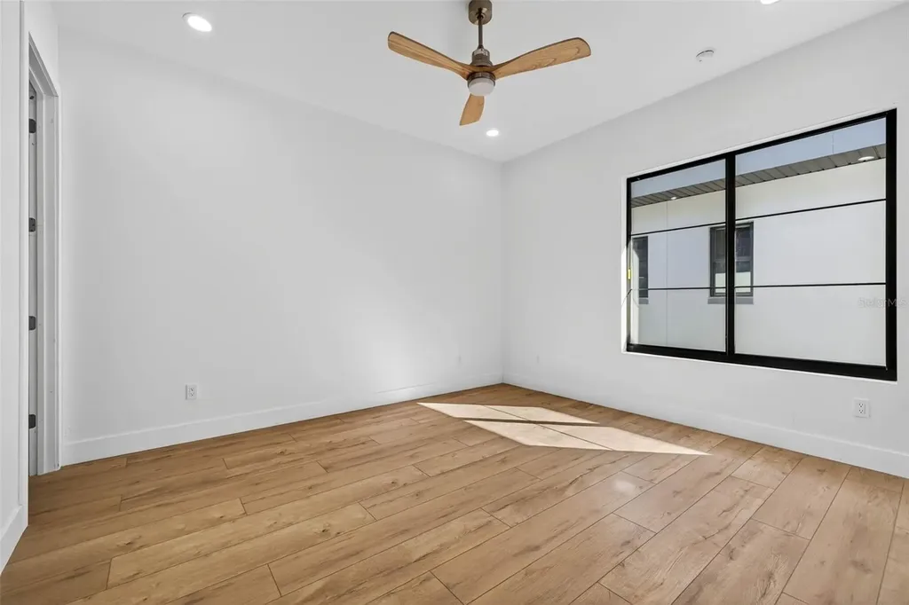 4555 26th Avenue S St Petersburg FL 33711