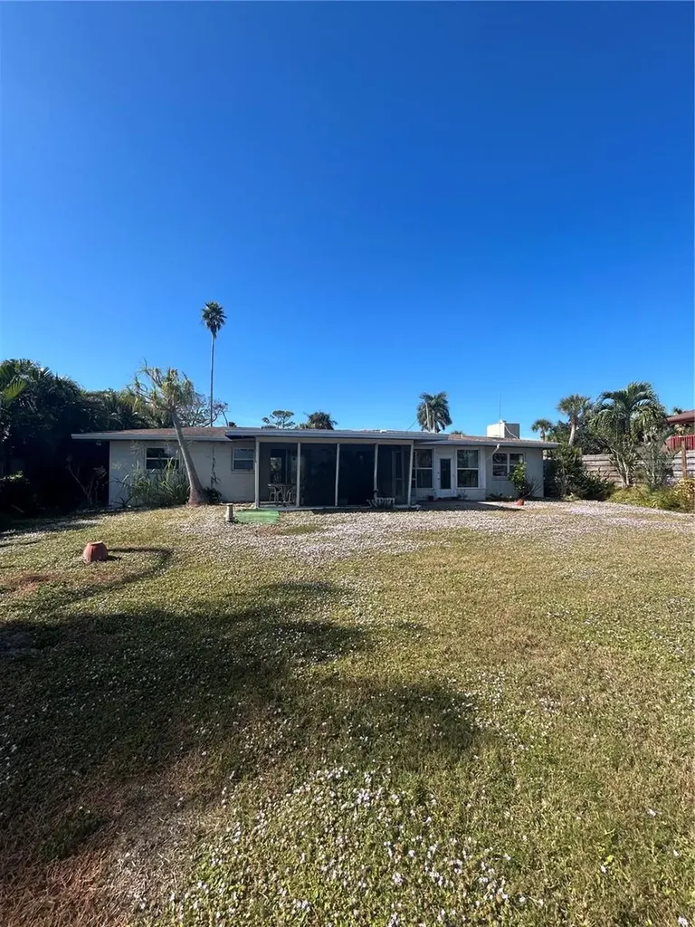 107 Louella Lane Nokomis FL 34275