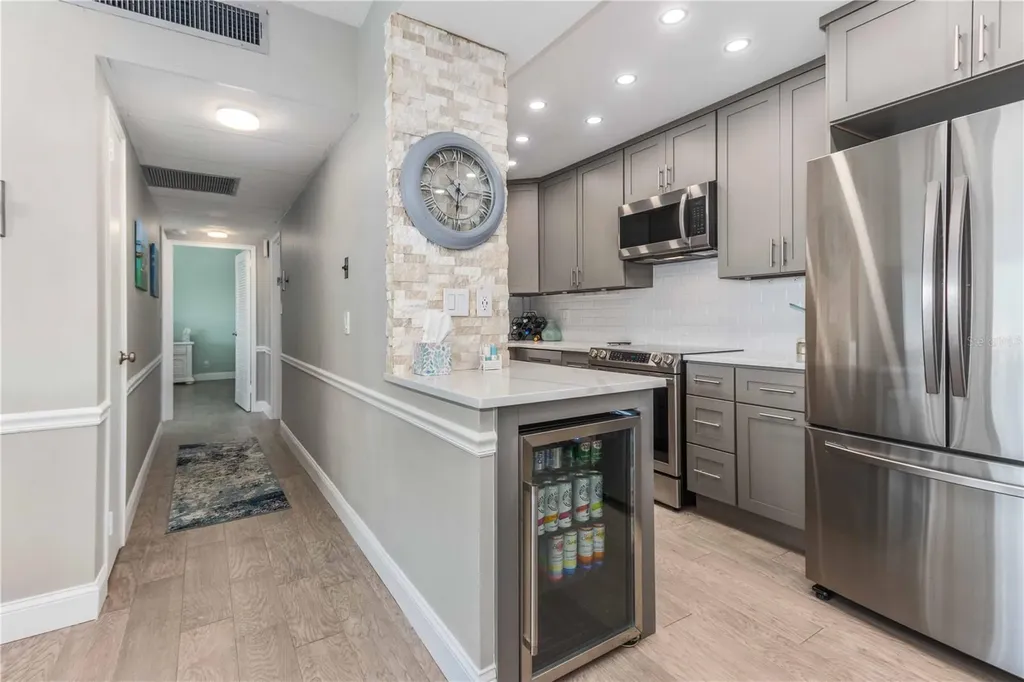 31 Island Way Clearwater Beach FL 33767