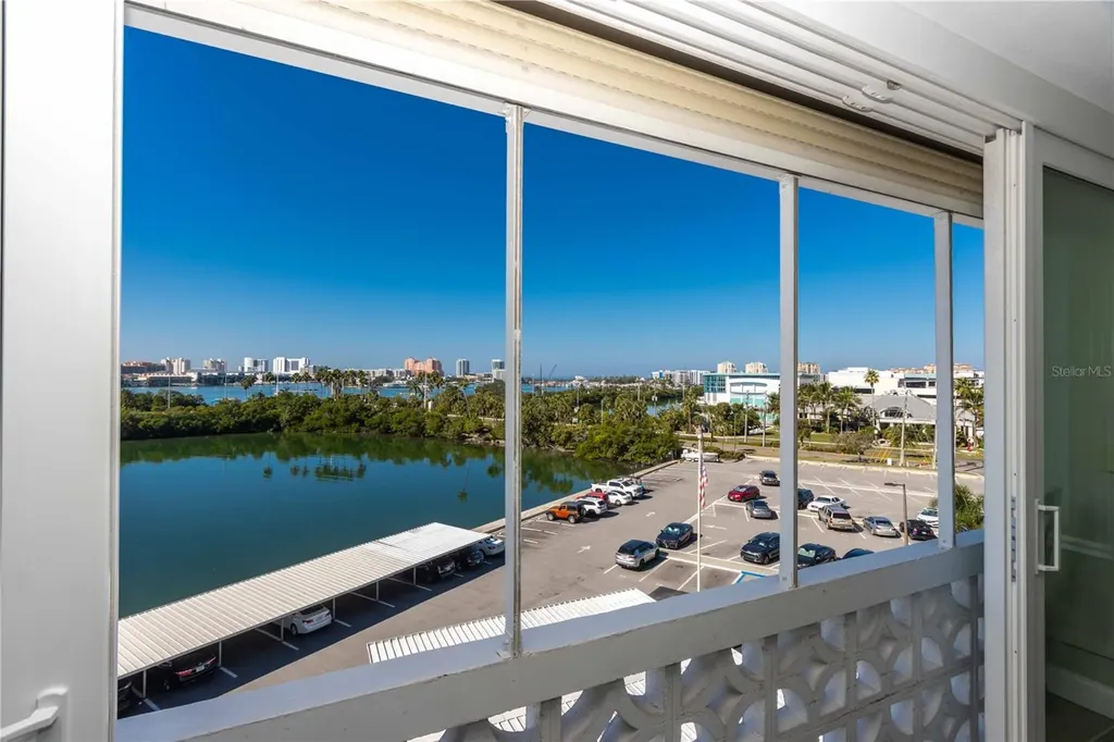 31 Island Way Clearwater Beach FL 33767