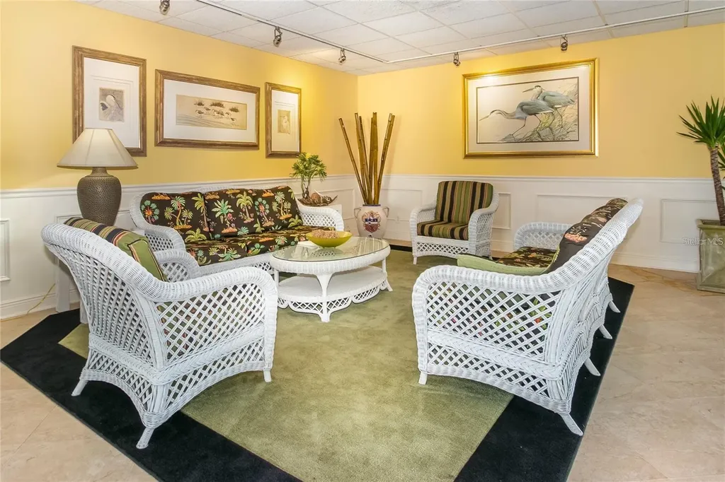 31 Island Way Clearwater Beach FL 33767