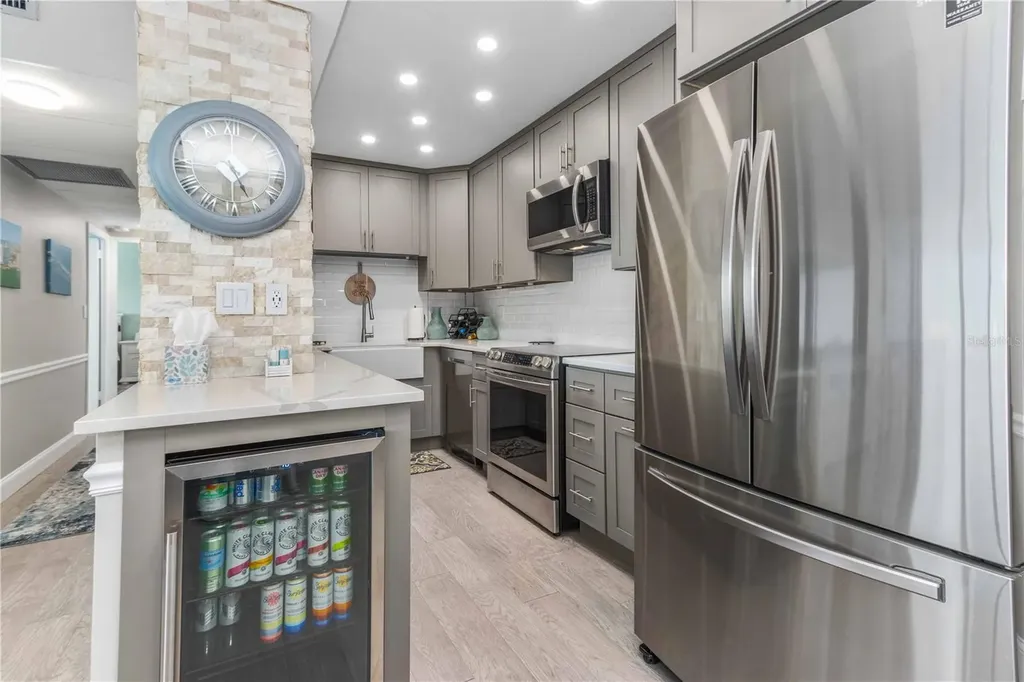 31 Island Way Clearwater Beach FL 33767