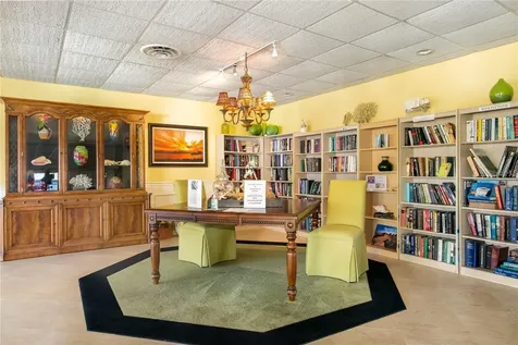 31 Island Way Clearwater Beach FL 33767