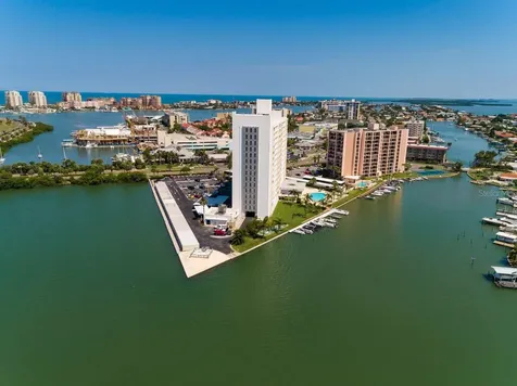 31 Island Way Clearwater Beach FL 33767