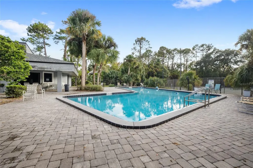 707 Saint Matthew Circle Altamonte Springs FL 32714