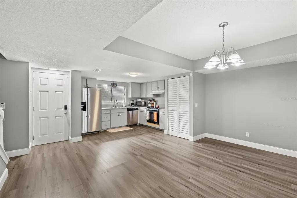 707 Saint Matthew Circle Altamonte Springs FL 32714