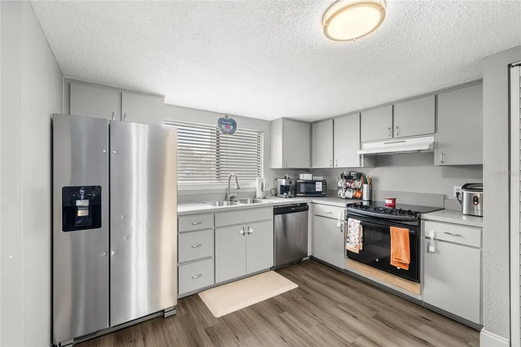 707 Saint Matthew Circle Altamonte Springs FL 32714