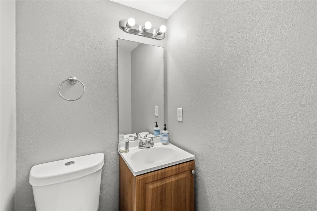 707 Saint Matthew Circle Altamonte Springs FL 32714