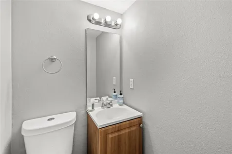 707 Saint Matthew Circle Altamonte Springs FL 32714