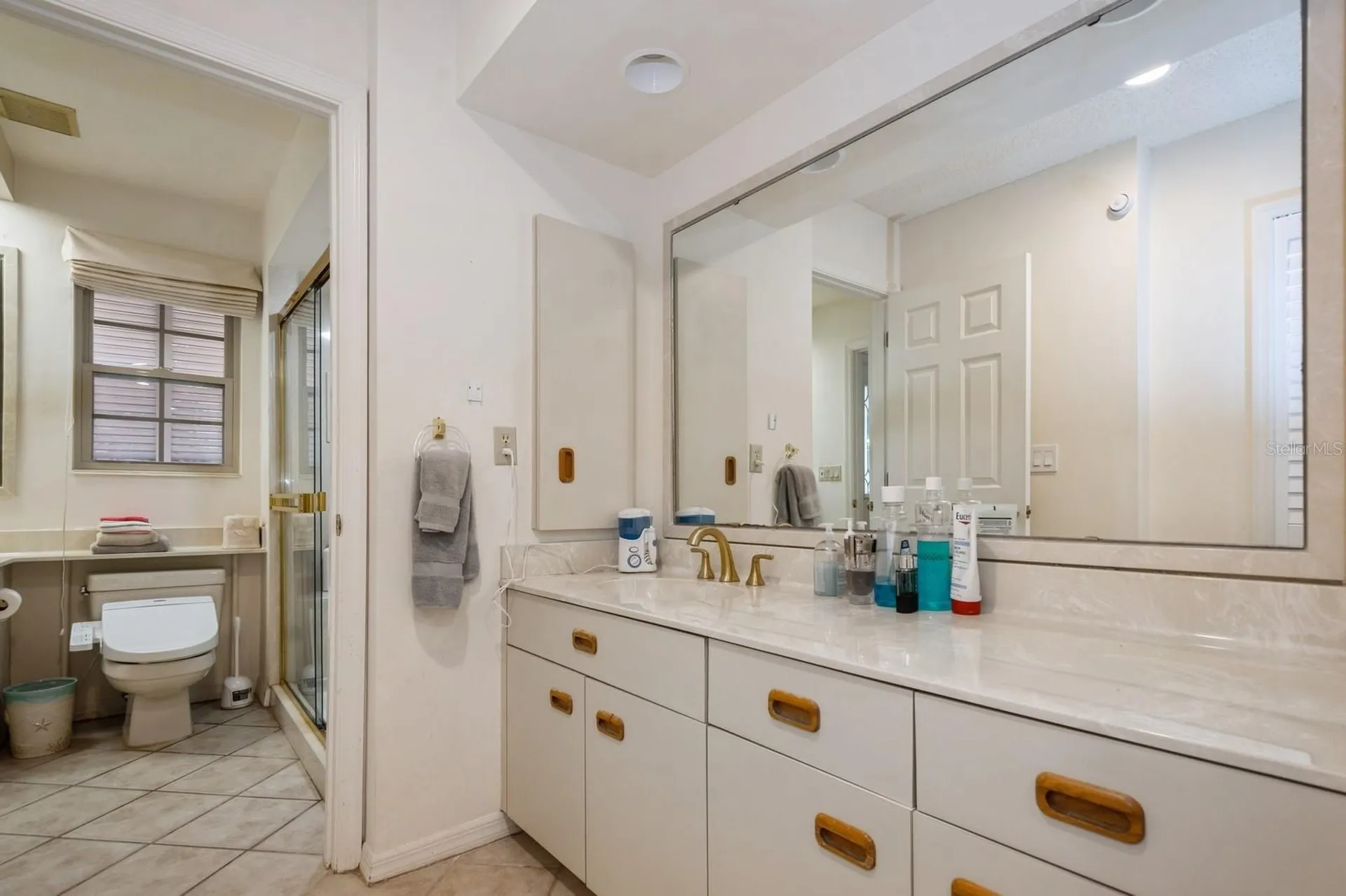 1195 Coquille Street Sarasota FL 34242