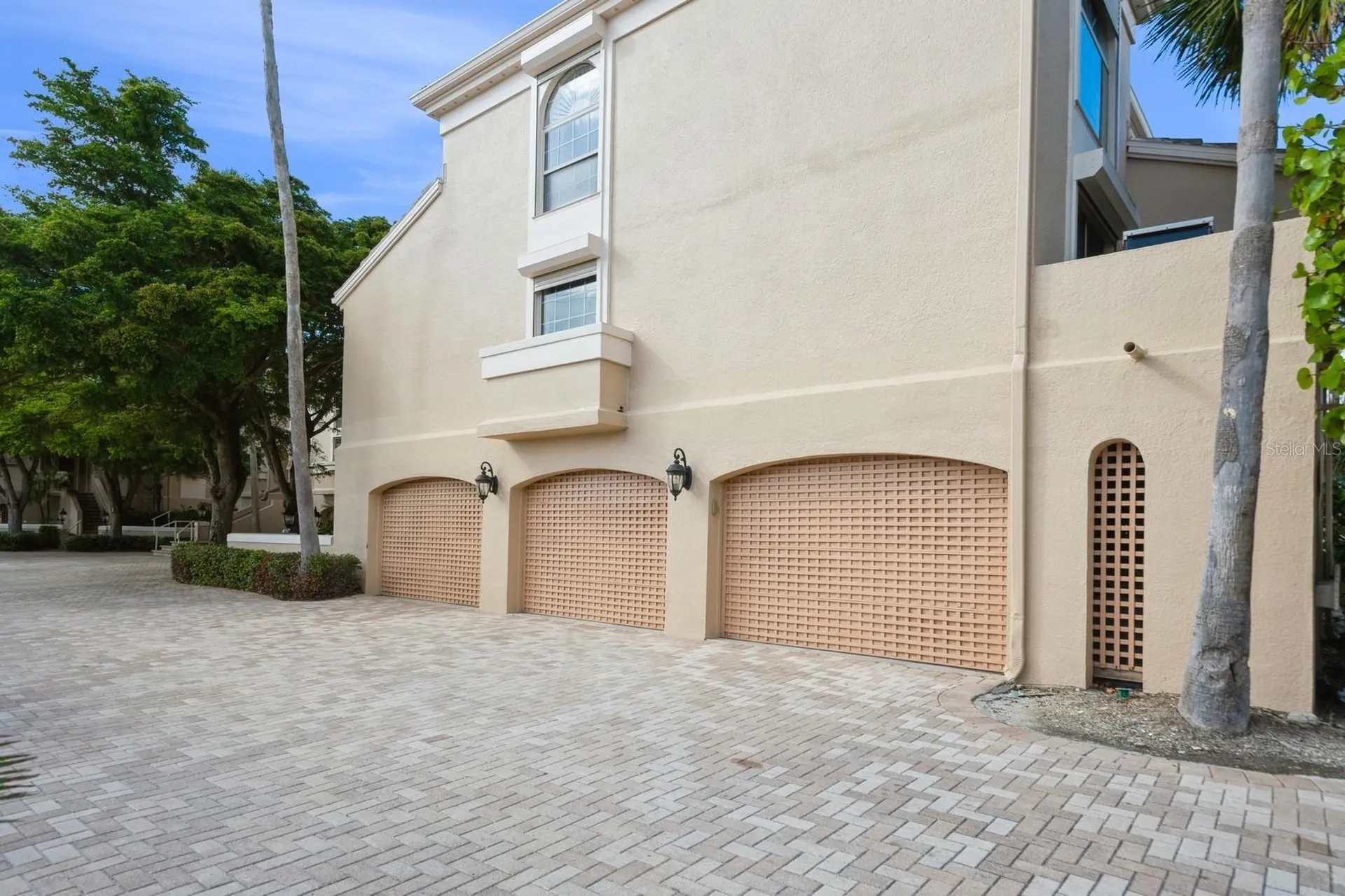 1195 Coquille Street Sarasota FL 34242
