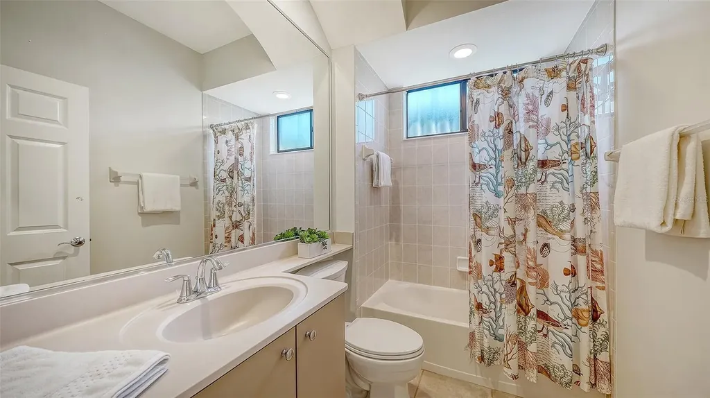 529 Habitat Boulevard Osprey FL 34229