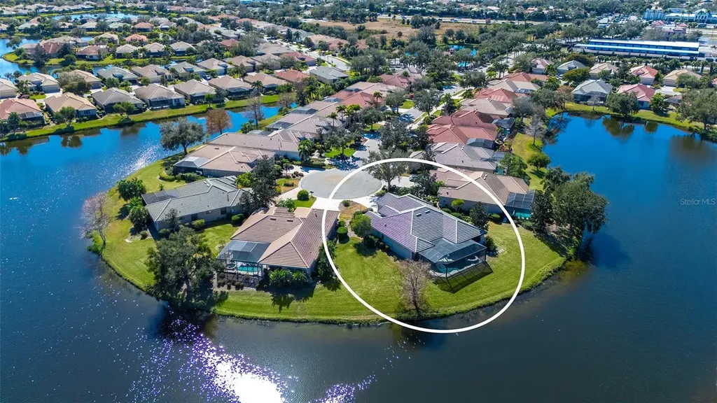 529 Habitat Boulevard Osprey FL 34229
