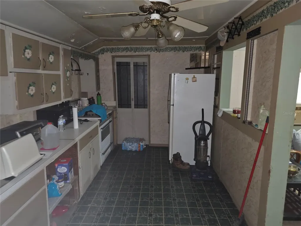 406 NW 7th Street Mulberry FL 33860