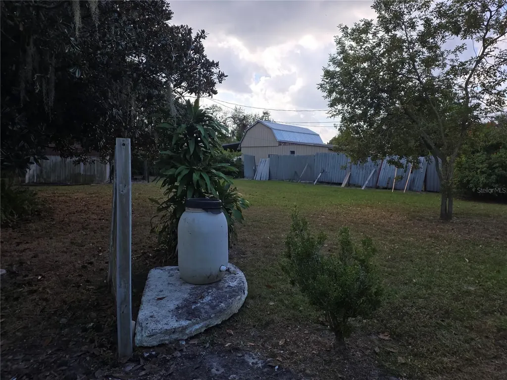 406 NW 7th Street Mulberry FL 33860