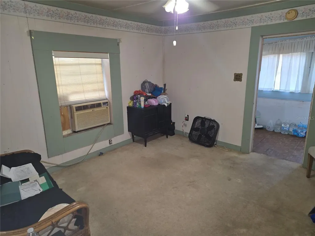 406 NW 7th Street Mulberry FL 33860