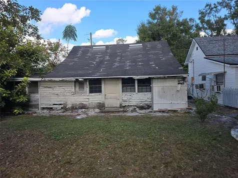 406 NW 7th Street Mulberry FL 33860