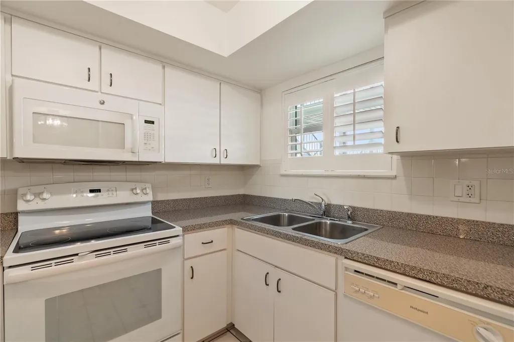 4452 Garnet Drive New Port Richey FL 34652