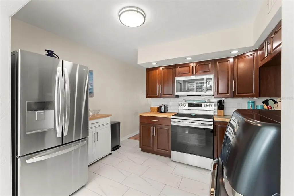 2461 Canadian Way Clearwater FL 33763