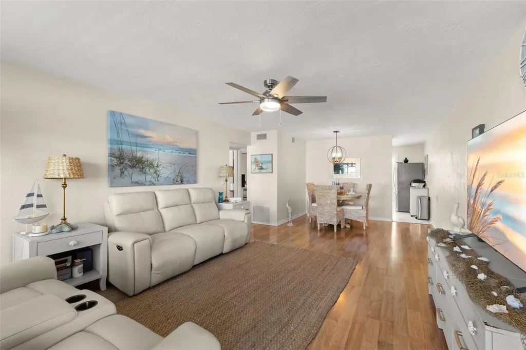 2461 Canadian Way Clearwater FL 33763