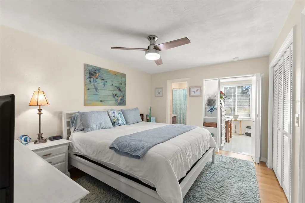 2461 Canadian Way Clearwater FL 33763