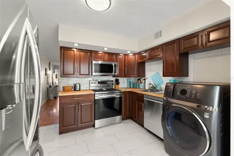 2461 Canadian Way Clearwater FL 33763