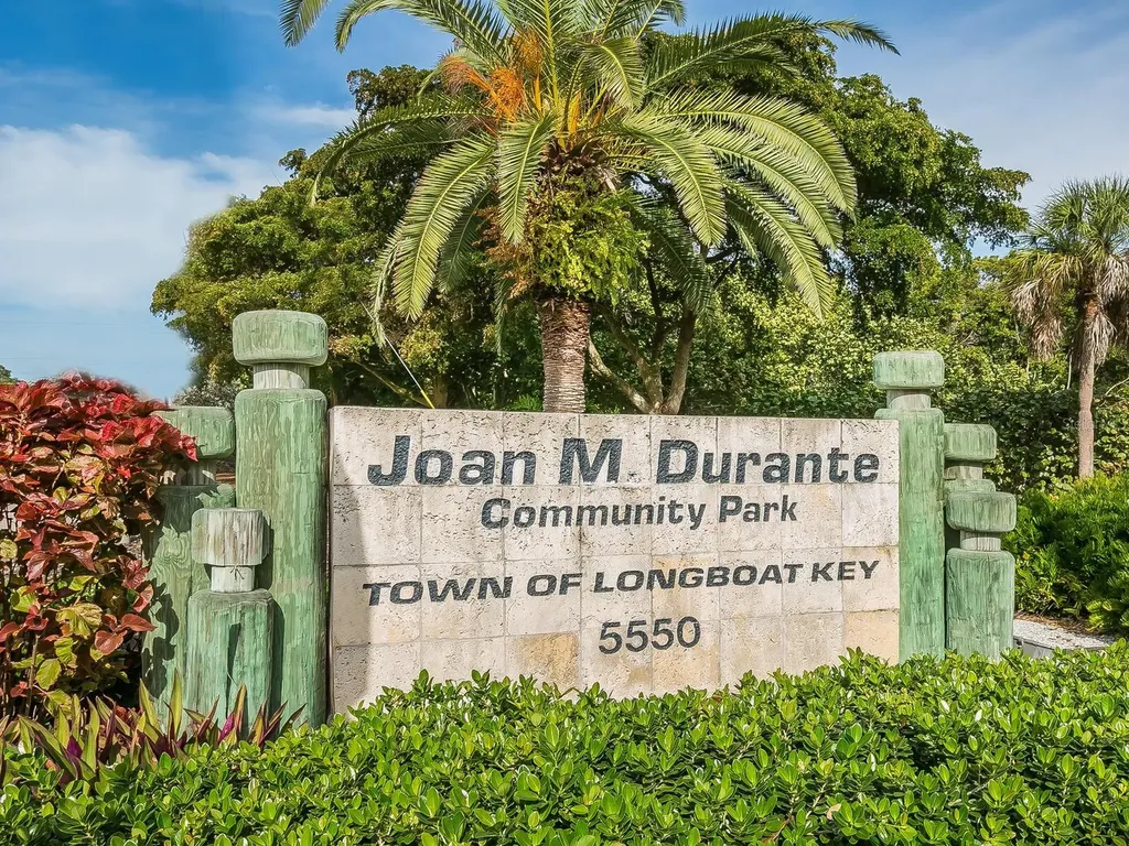 615 Buttonwood Drive Longboat Key FL 34228