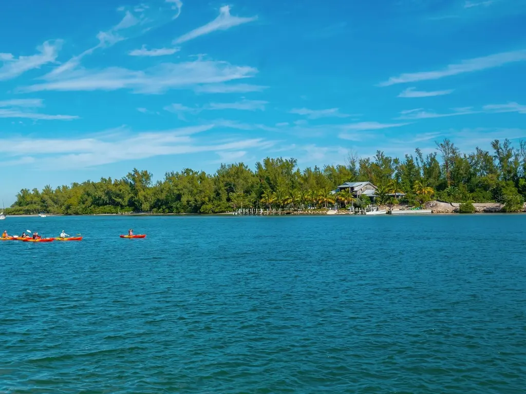 615 Buttonwood Drive Longboat Key FL 34228