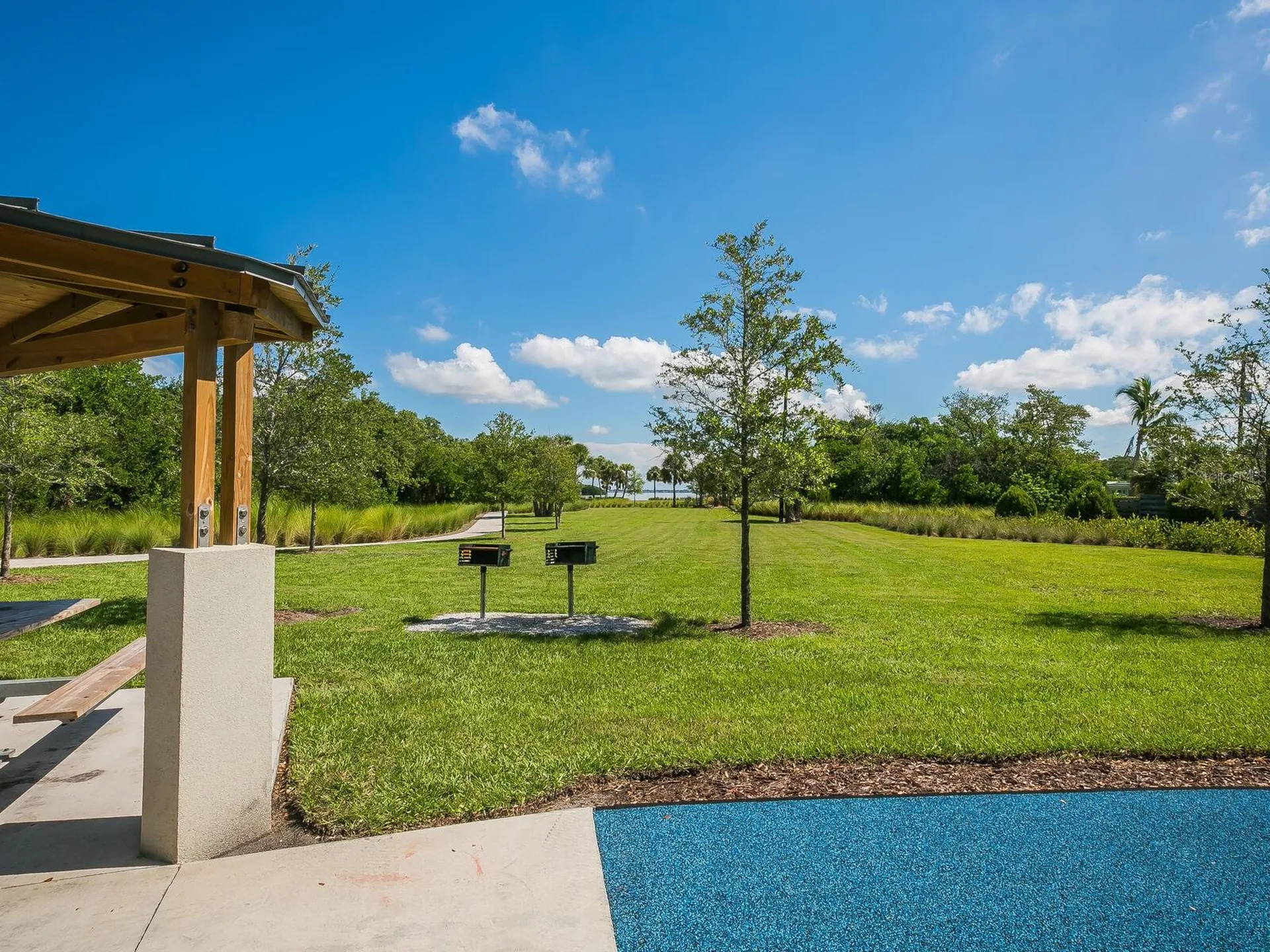 615 Buttonwood Drive Longboat Key FL 34228