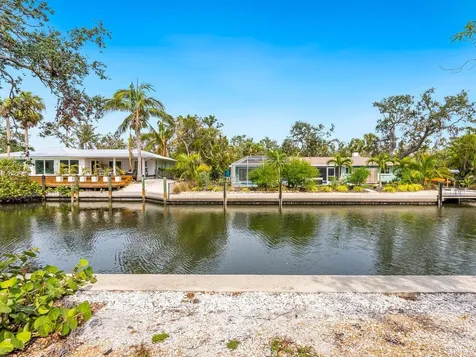 615 Buttonwood Drive Longboat Key FL 34228
