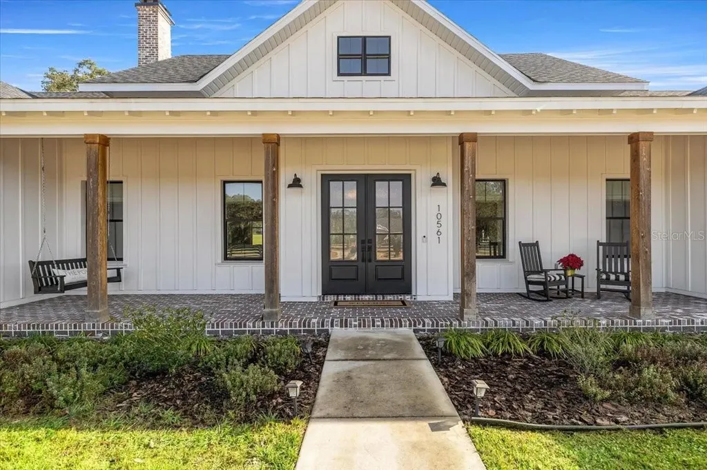 10561 NE 104th Circle Oxford FL 34484