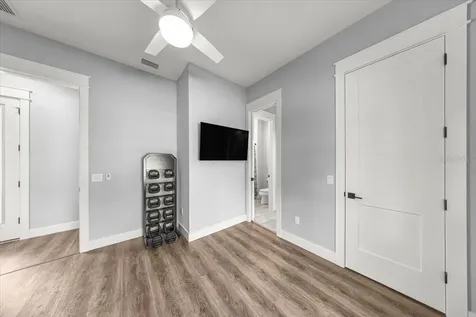 10561 NE 104th Circle Oxford FL 34484
