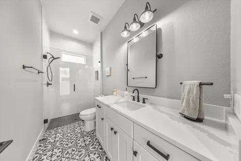 10561 NE 104th Circle Oxford FL 34484