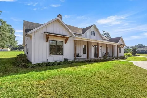 10561 NE 104th Circle Oxford FL 34484