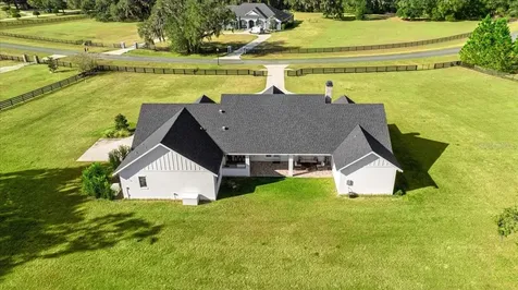 10561 NE 104th Circle Oxford FL 34484