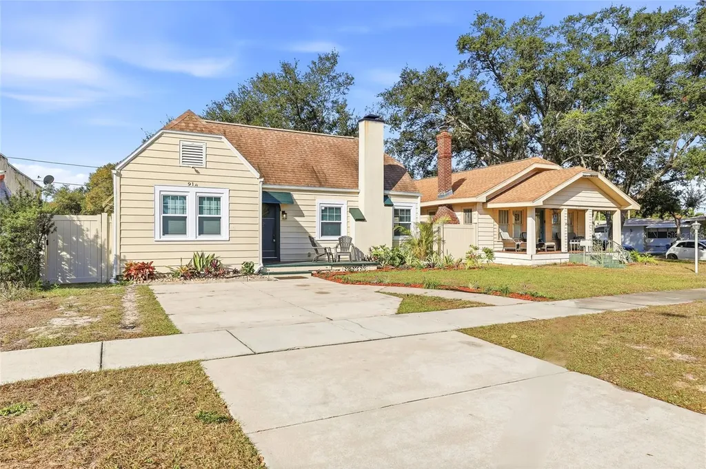 918 45th Street N St Petersburg FL 33713