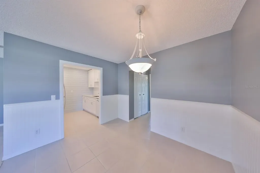 124 Gloucester Boulevard Sun City Center FL 33573