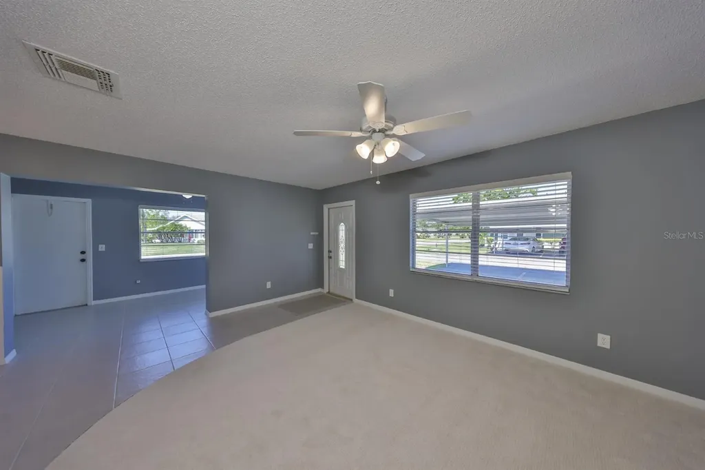 124 Gloucester Boulevard Sun City Center FL 33573