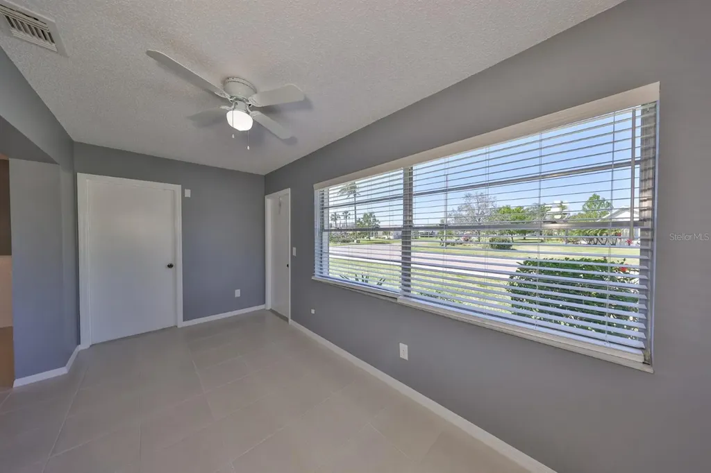 124 Gloucester Boulevard Sun City Center FL 33573